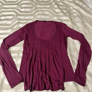 SISLEY Burgundy Low Neck Women’s long sleeve top - Small/XS